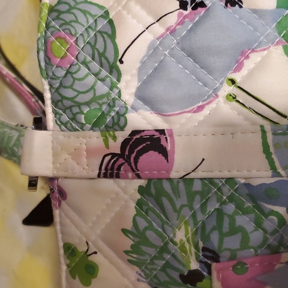 Vera Bradley Large Handbag Excellent Condition - Picture 7 of 9